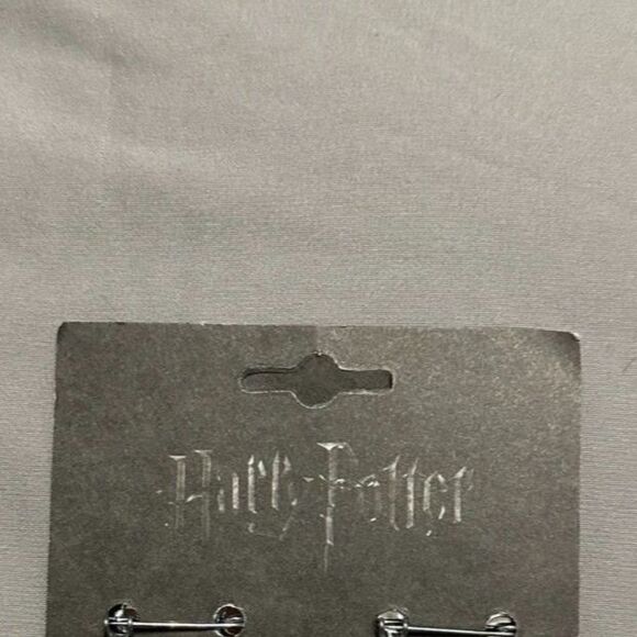 Hot Topic - Harry Potter 4 Pin Set - Picture 2 of 2